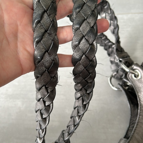 Michael Kors Metallic Braided shoulder bag - Picture 6 of 8
